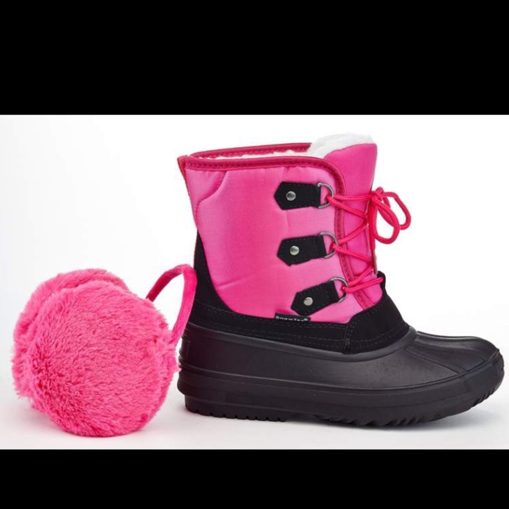 NWT Snowtec winter boots!